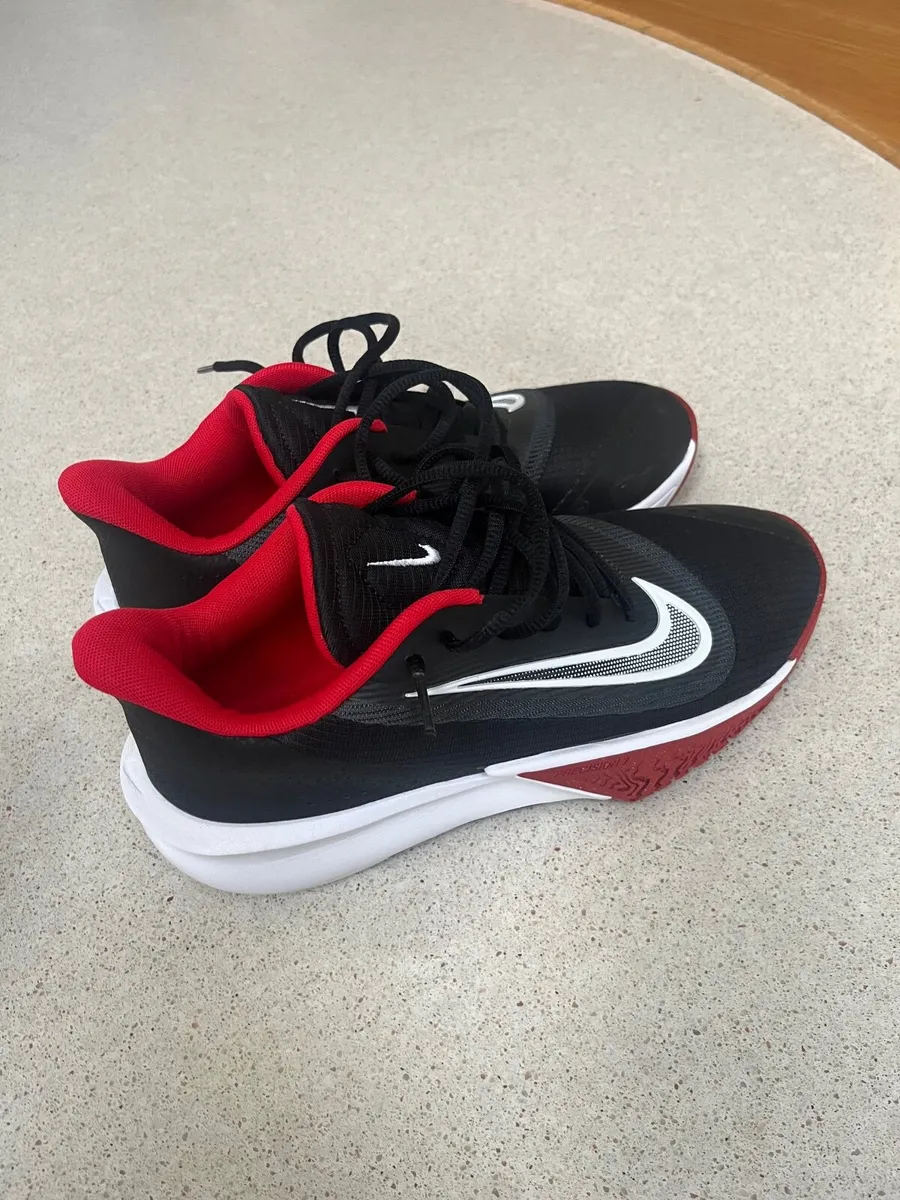 Basetball shoes new - Image 3