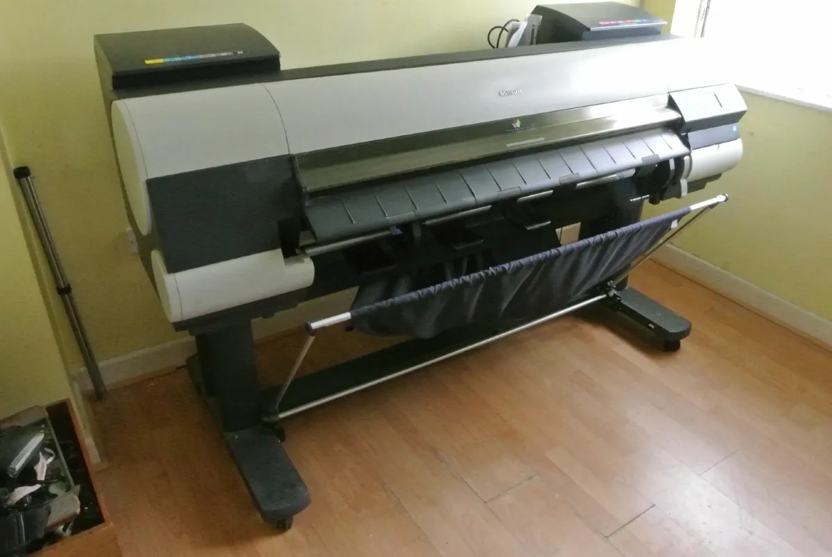 Large Format or Plotter Printer - Image 1