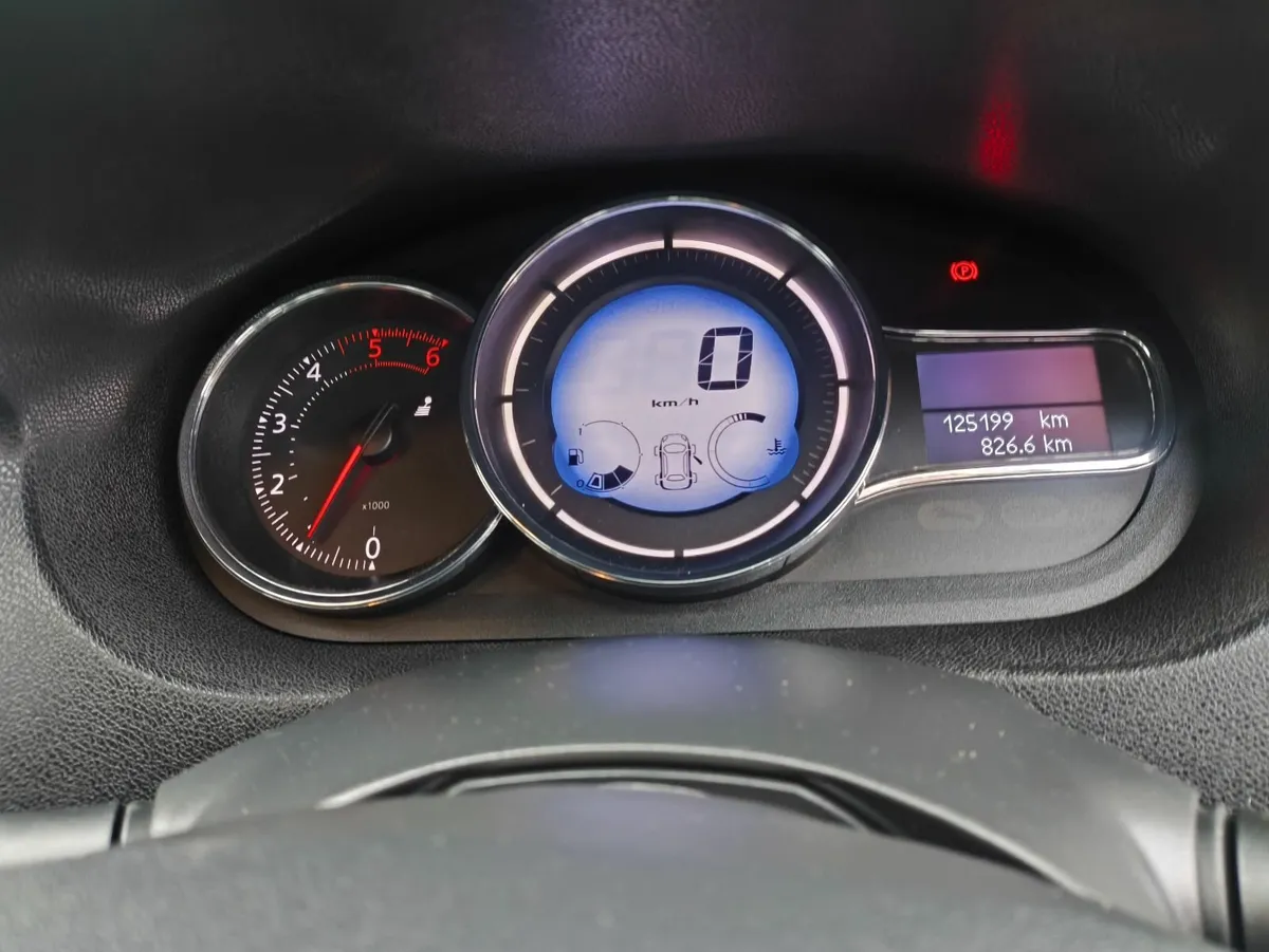 Renault Fluence 2016 - Image 4