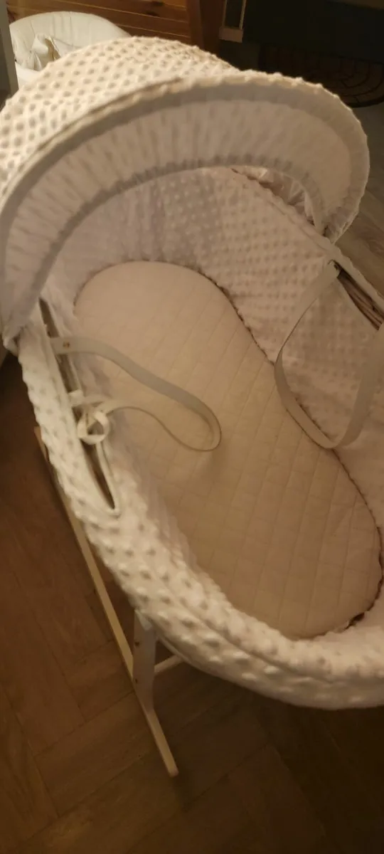Moses basket crib - Image 2