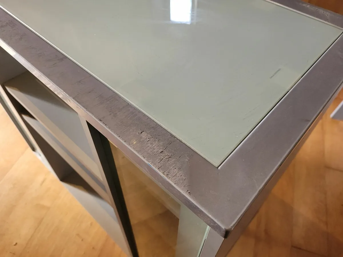 TV unit - Image 2
