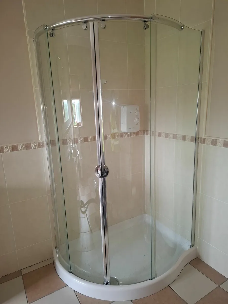 Bathroom Mirror,  Shower Tray and Doors - Image 2