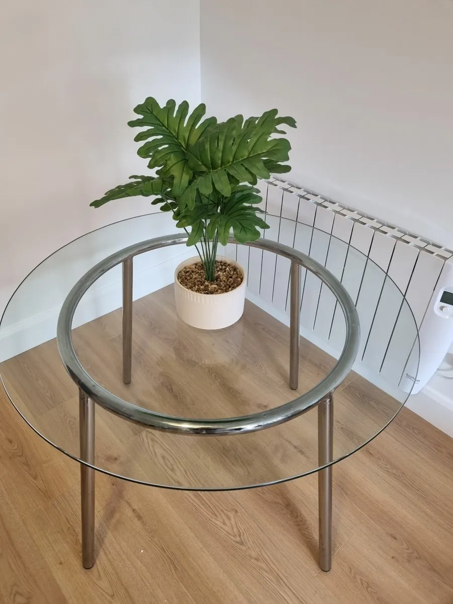 2 x Solid wood dining chairs + Glass Table + Elec - Image 4