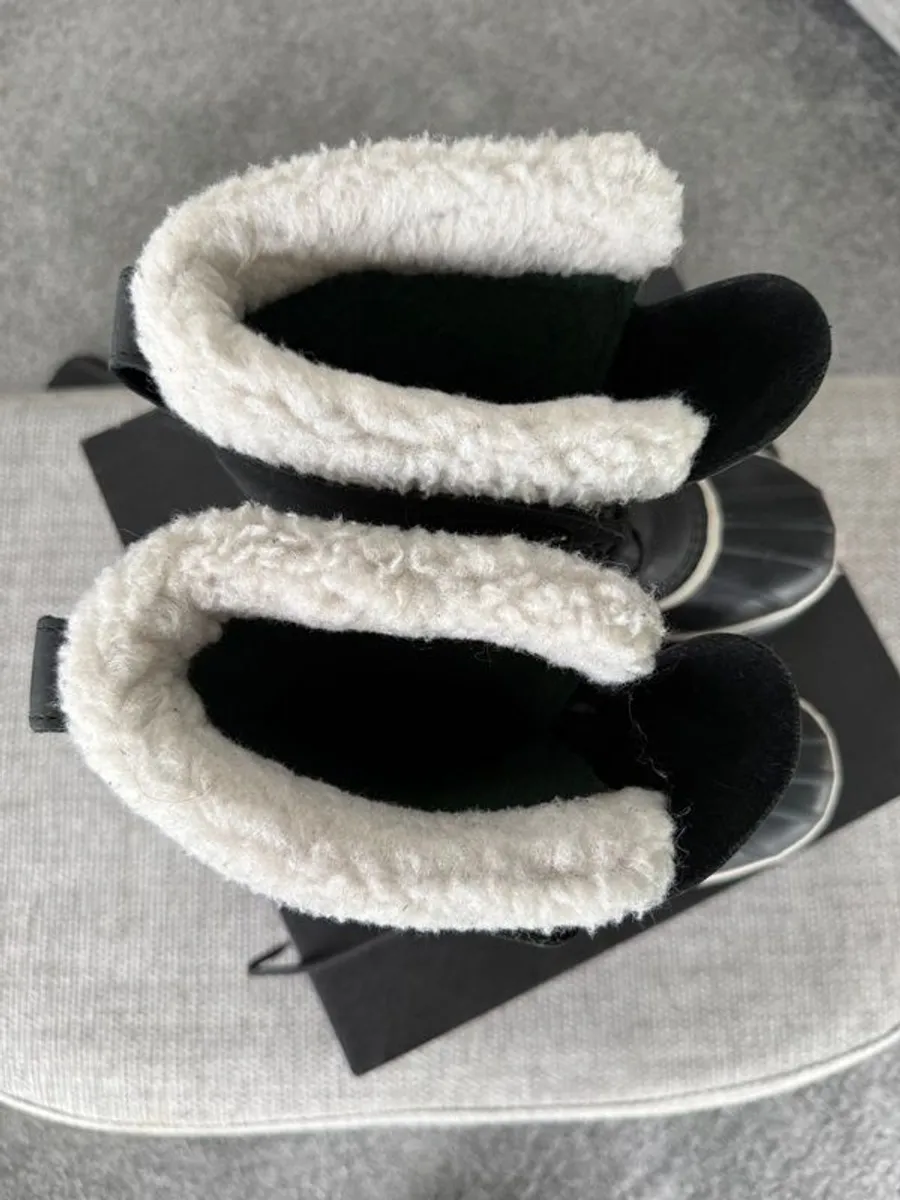 Sorel Snow Boots - Image 3