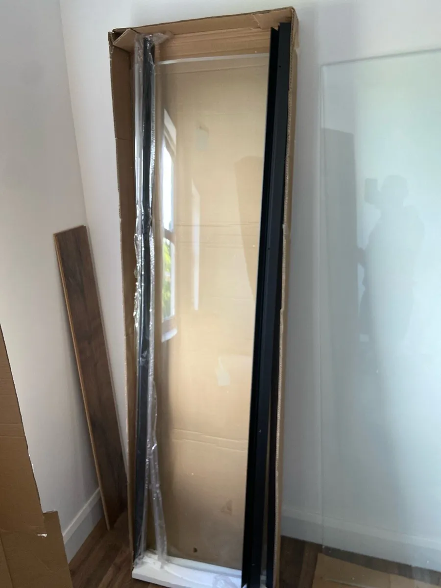FREE New Shower door Use for parts - Image 2