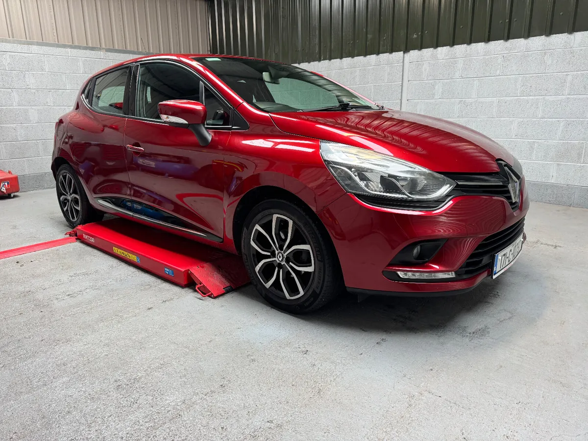 2017 RENAULT CLIO    ONLY 93k KLMS ! - Image 1