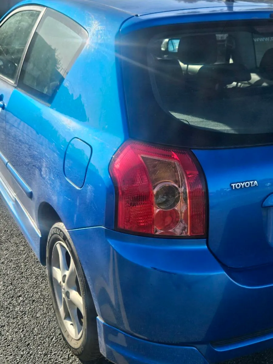2006 COROLLA 3DR - Image 4