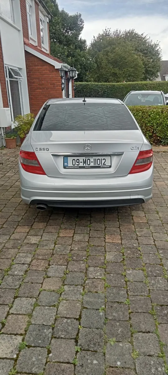 Mercedes-Benz C-Class 2009 - Image 4