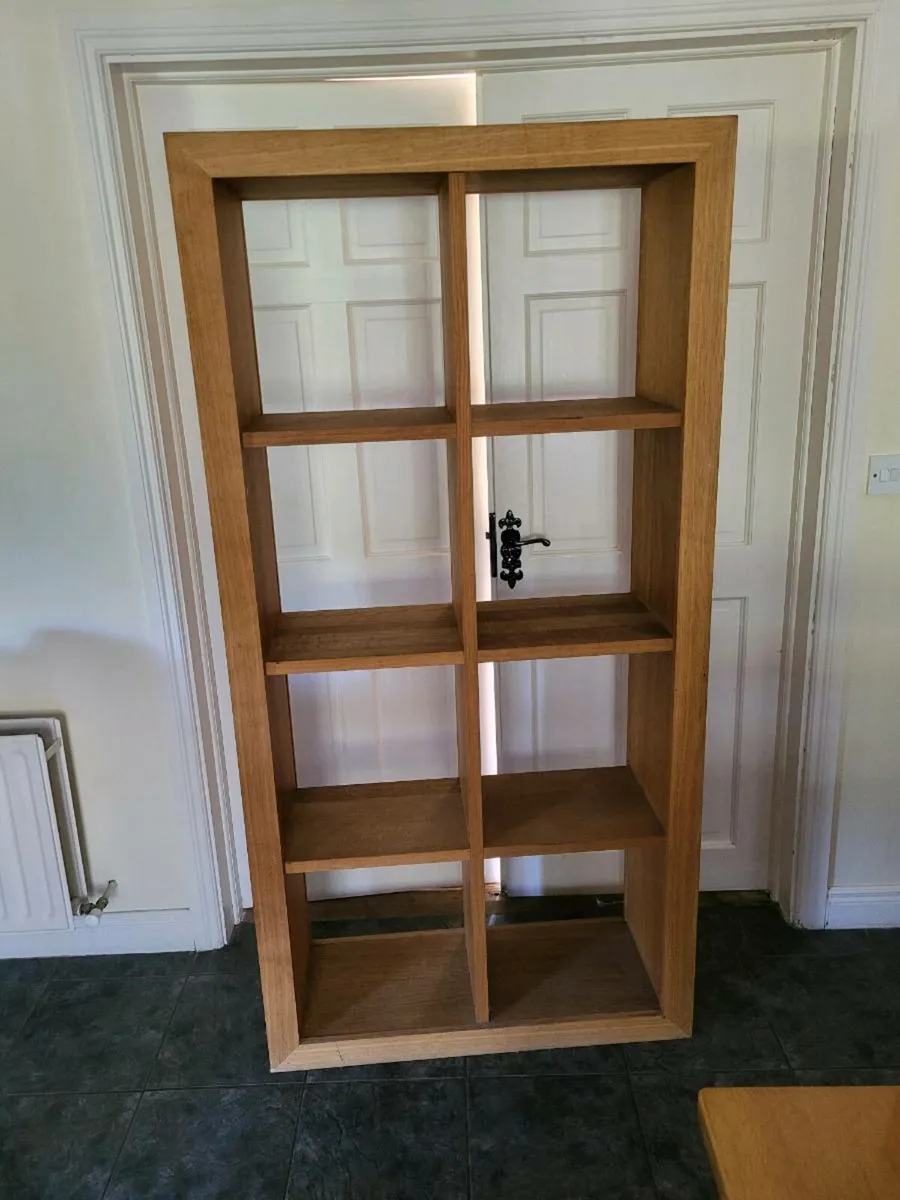 Items of living room furniture - Image 3