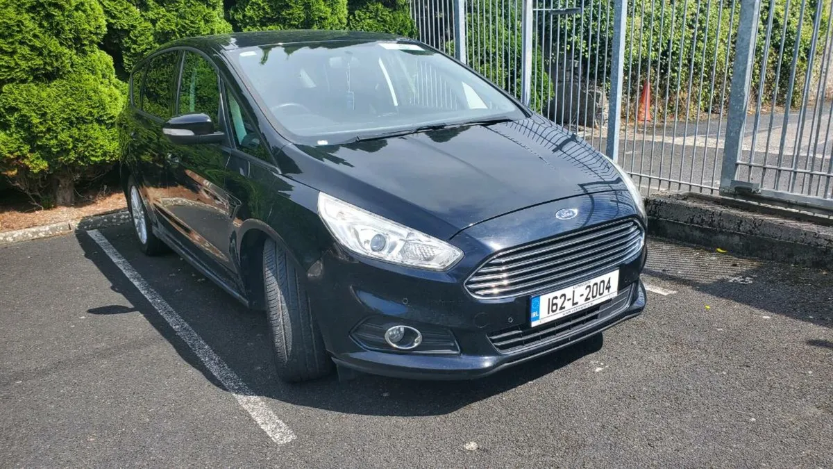 Ford S-Max - Image 1