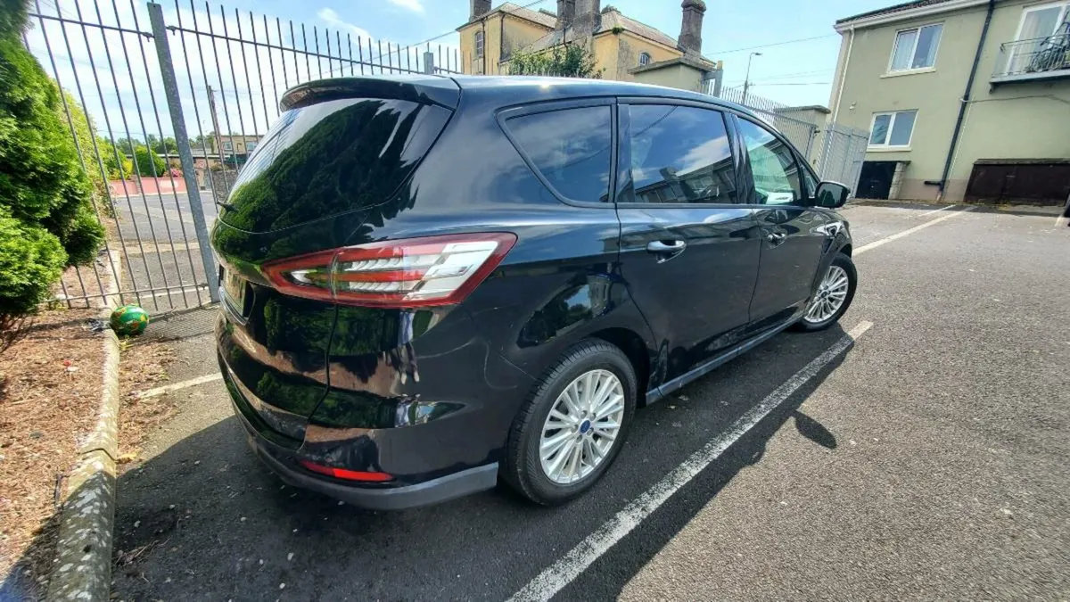 Ford S-Max - Image 3