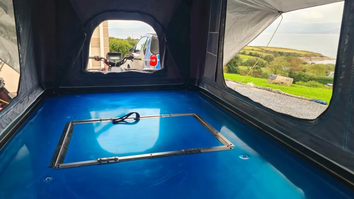 Roof tent - Image 3