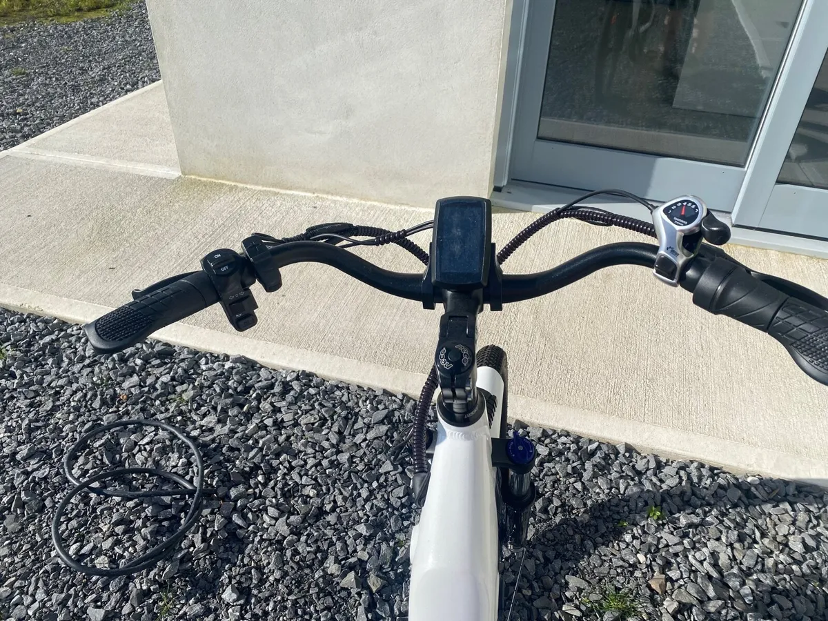 Electric bike - Image 4