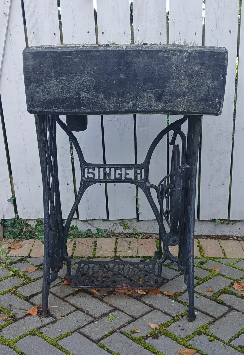 Singer Machine Base - Image 2