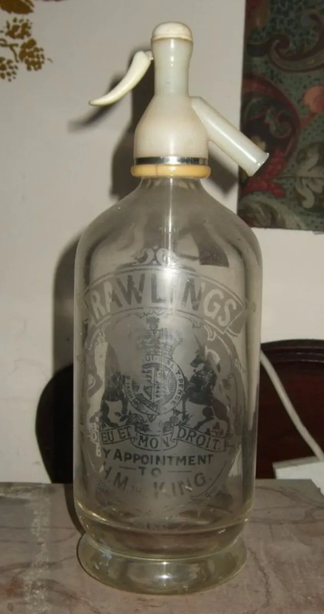 Vintage Rawlings Soda Syphon - Image 3