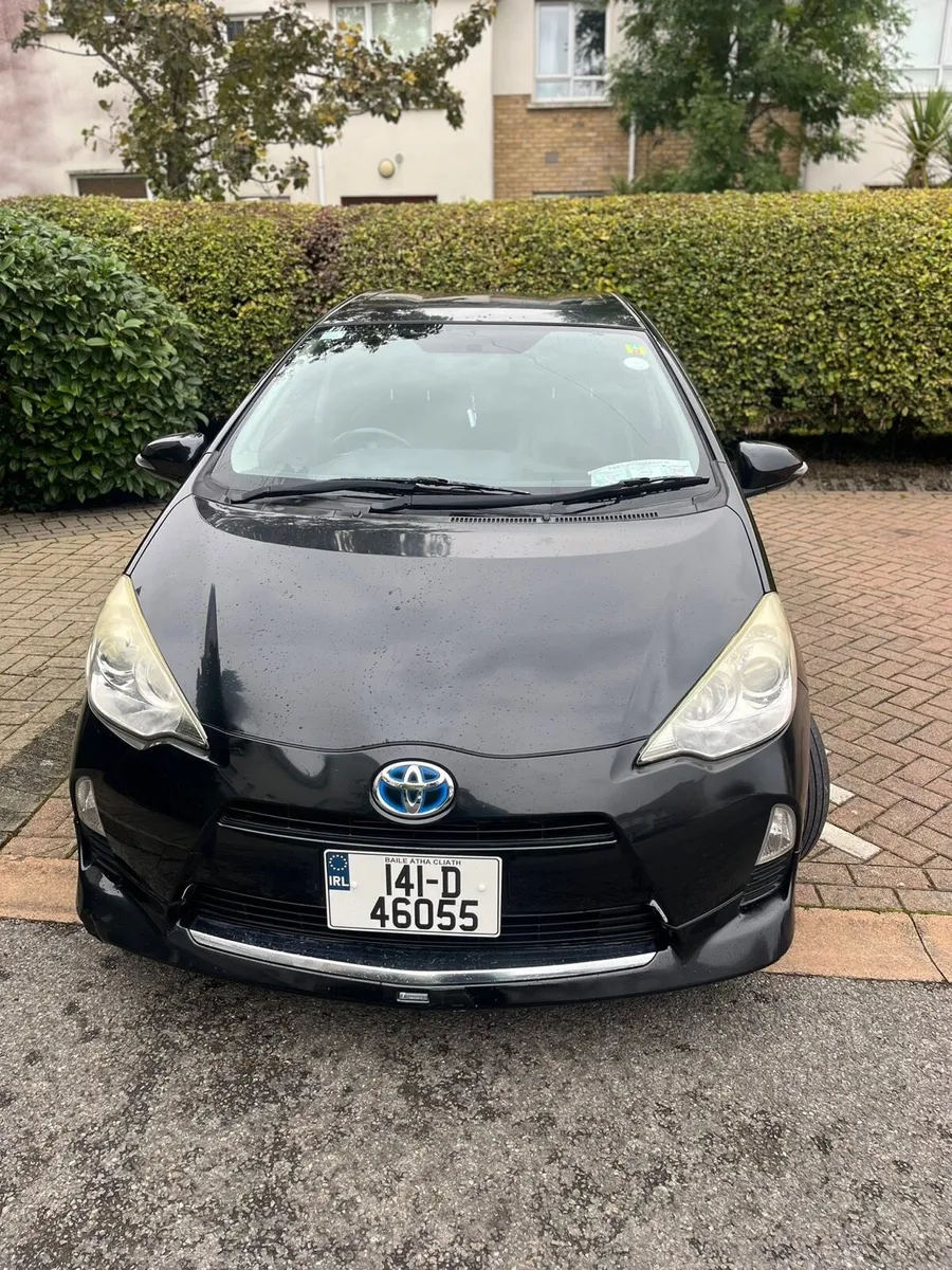 Toyota Aqua 2014 with immobiliser - Image 1