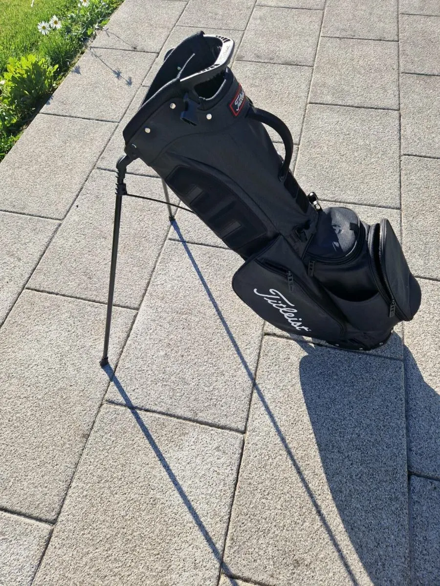 Titleist Players 4 Golf Stand Bag - Image 3