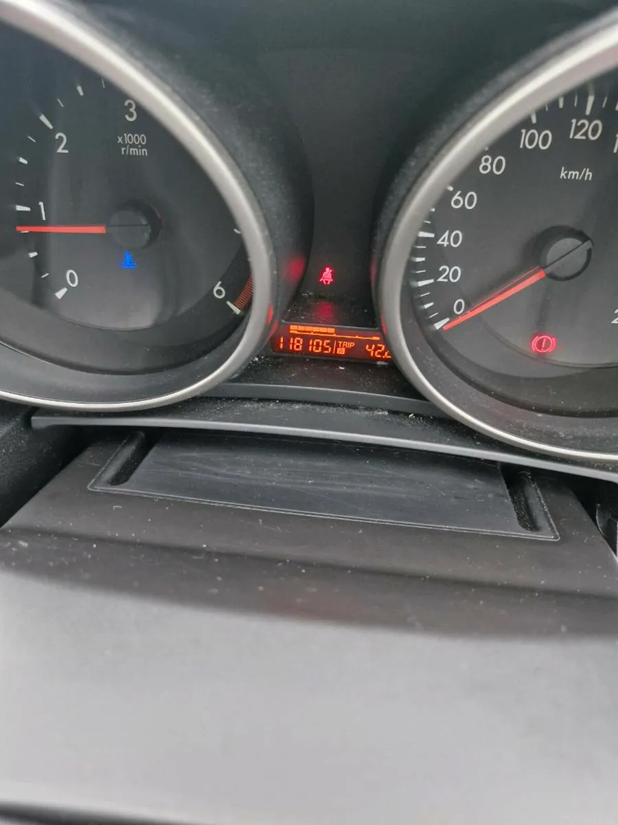 Mazda 3 - Image 4