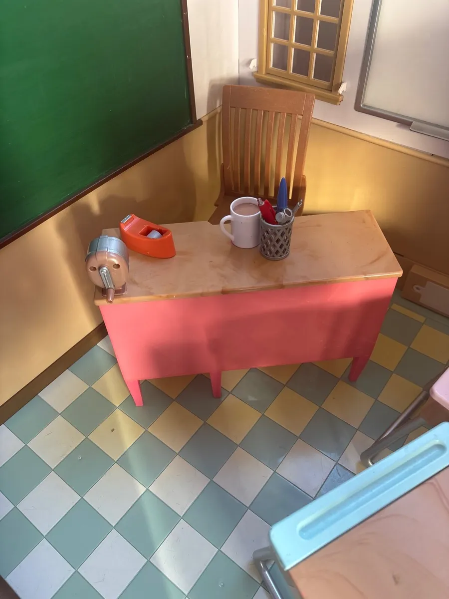 Generation Doll School House - Image 2