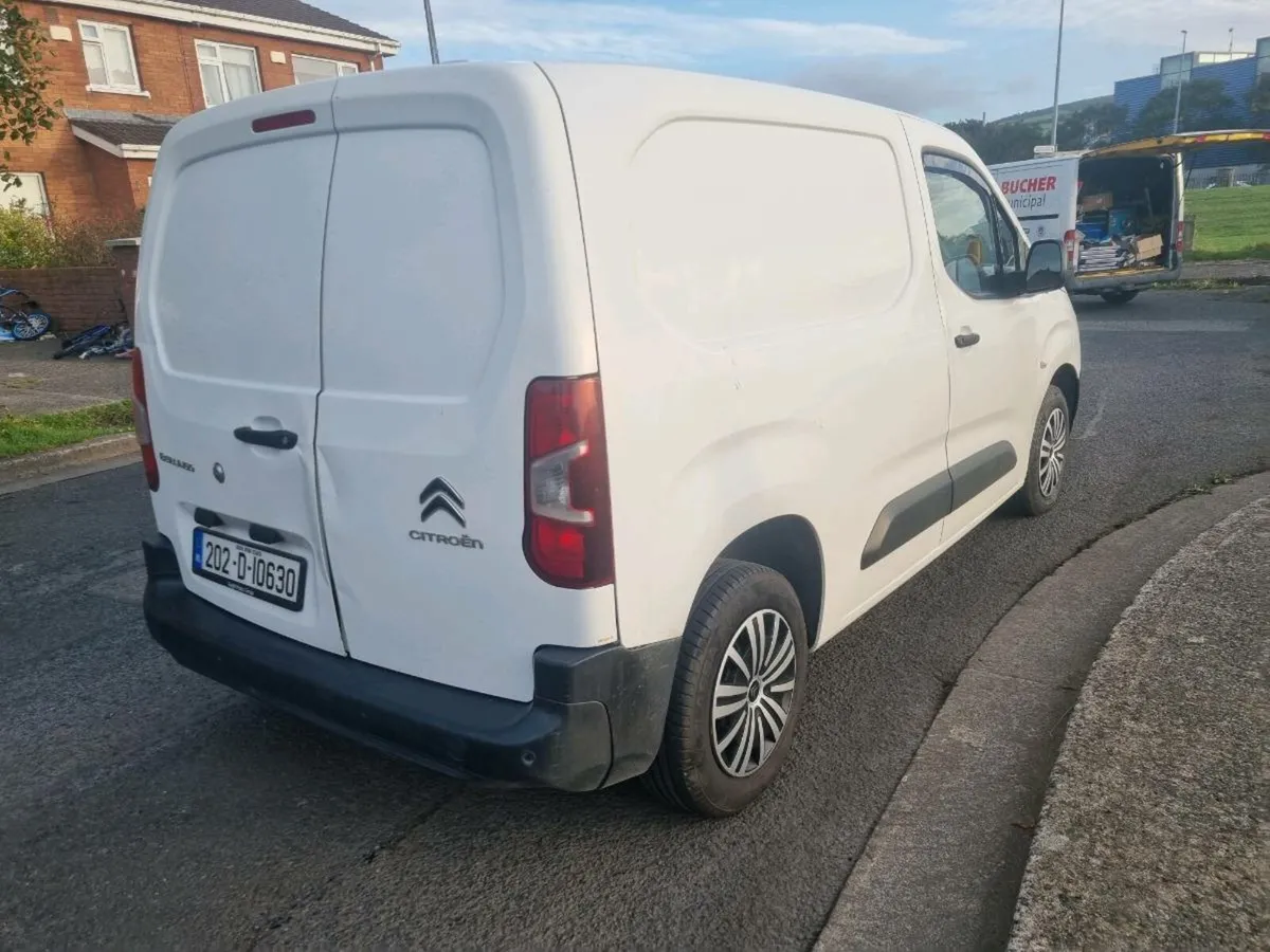 2020 Citroën berlingo cvrt 08-26 - Image 3