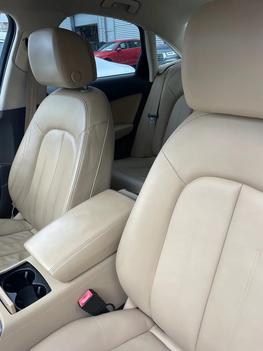 Audi A6 2012 - Image 1