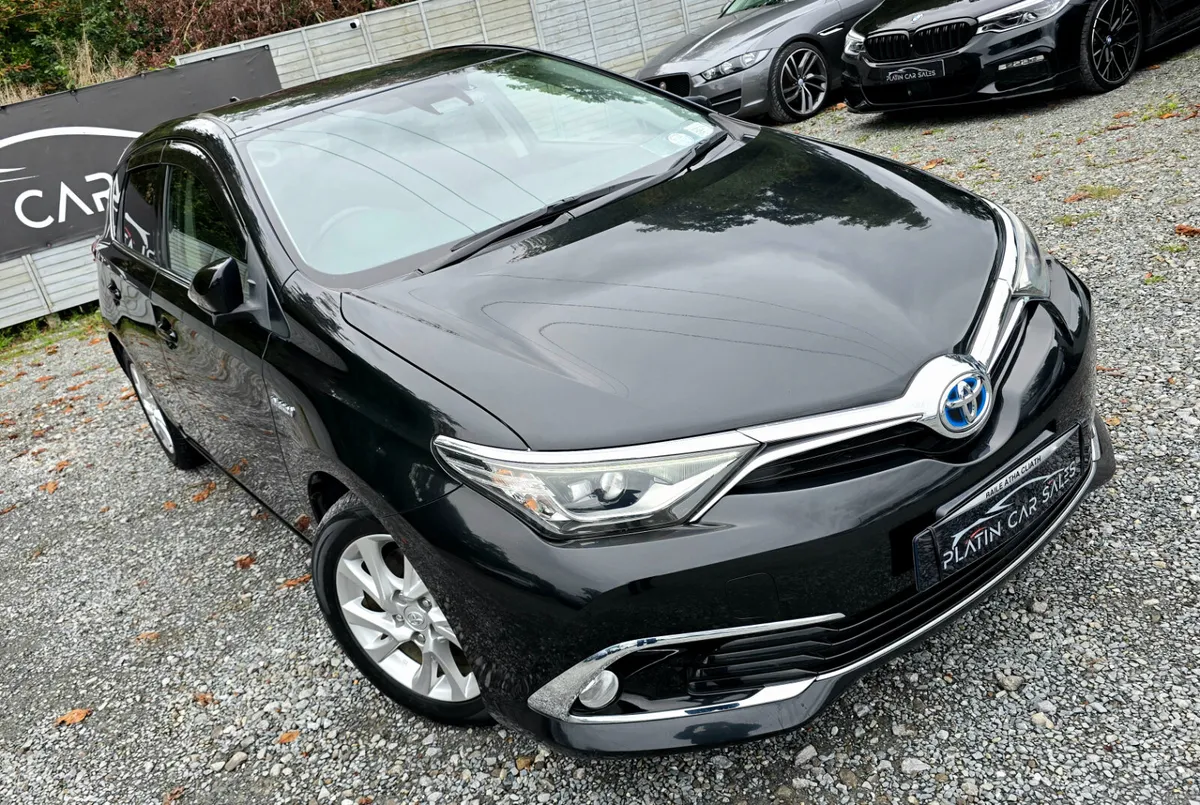 🔥2016 Toyota Auris 1.8 Automatic Petrol Hybrid - Image 2