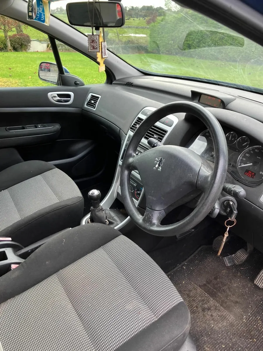 Peugeot 307 2006 - Image 2