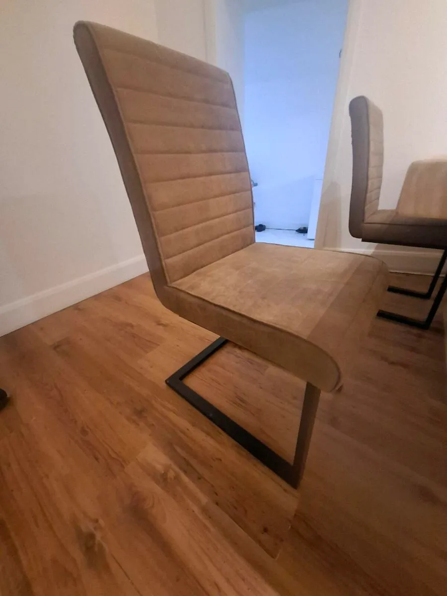 Dining Room Table & 4 Chairs - Image 3