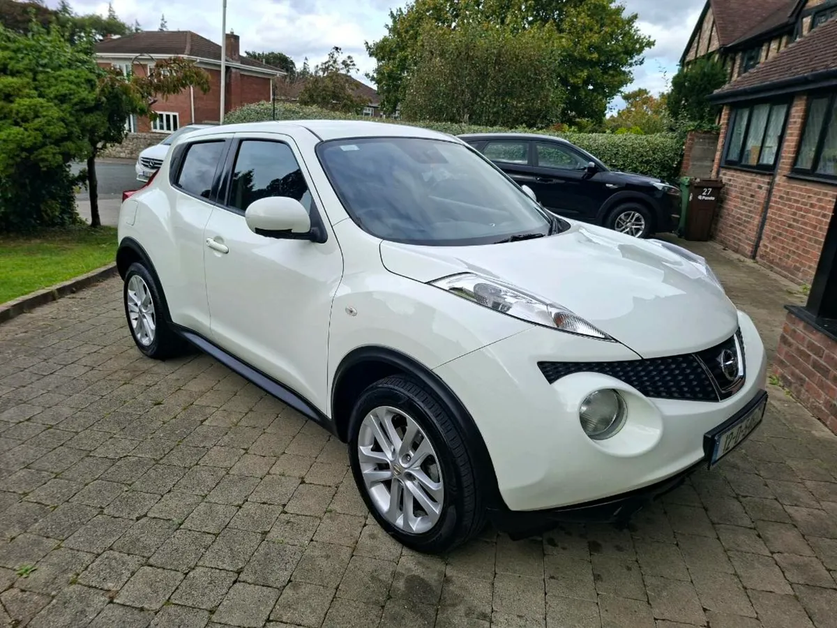 NISSAN JUKE 1.6 PETROL AUTOMATIC 2012 SUPERB - Image 1