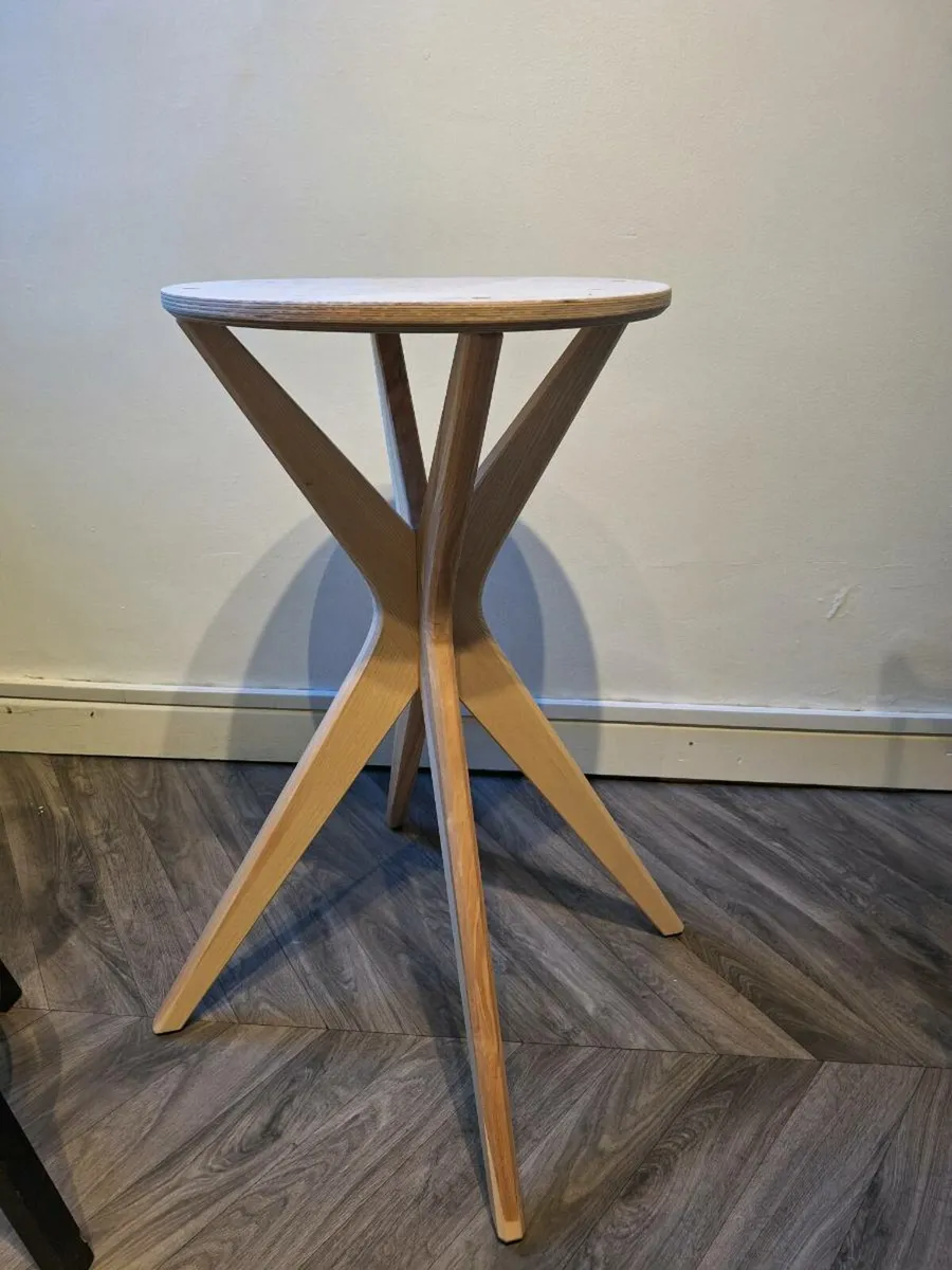 Table legs and base WOO Design - Image 3