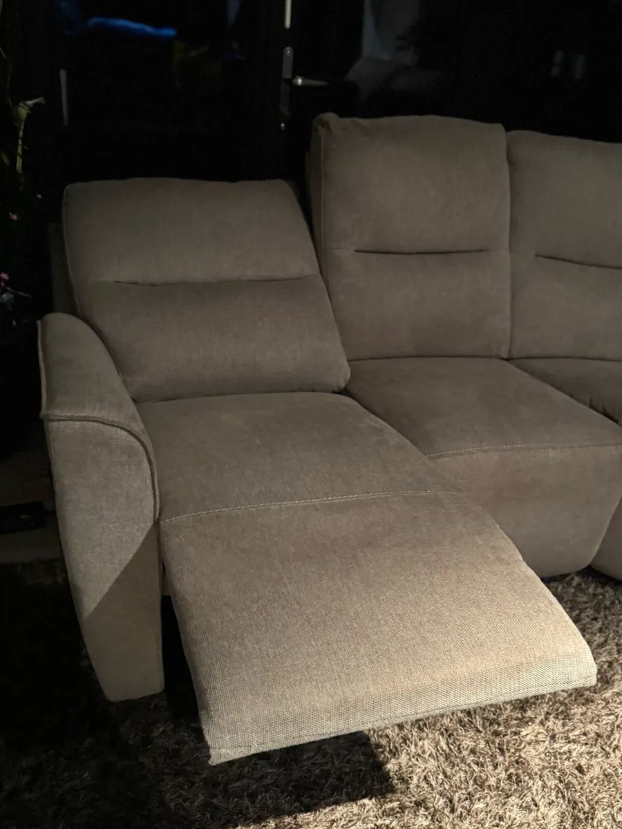 Electric recliner fabric corner sofa - Image 3