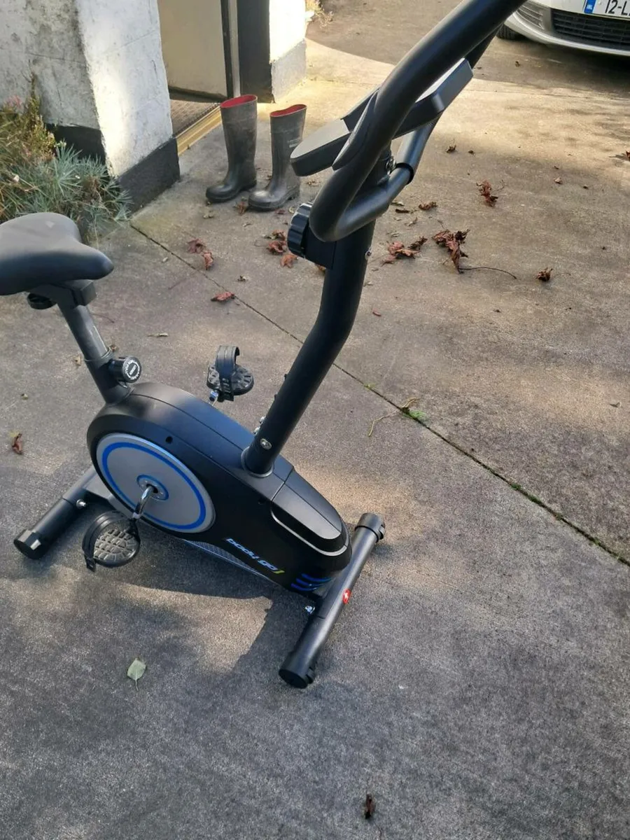 Exercise bike - Image 1