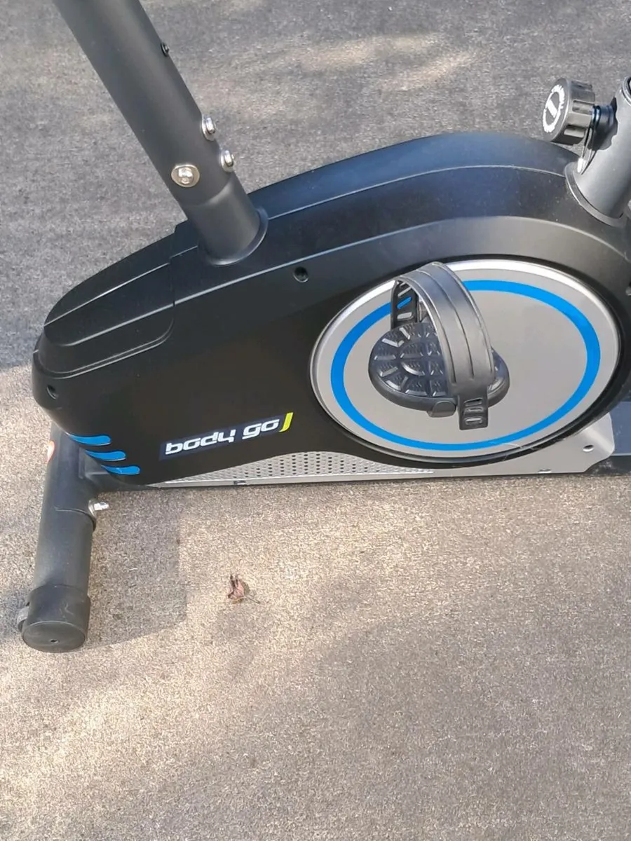 Exercise bike - Image 3