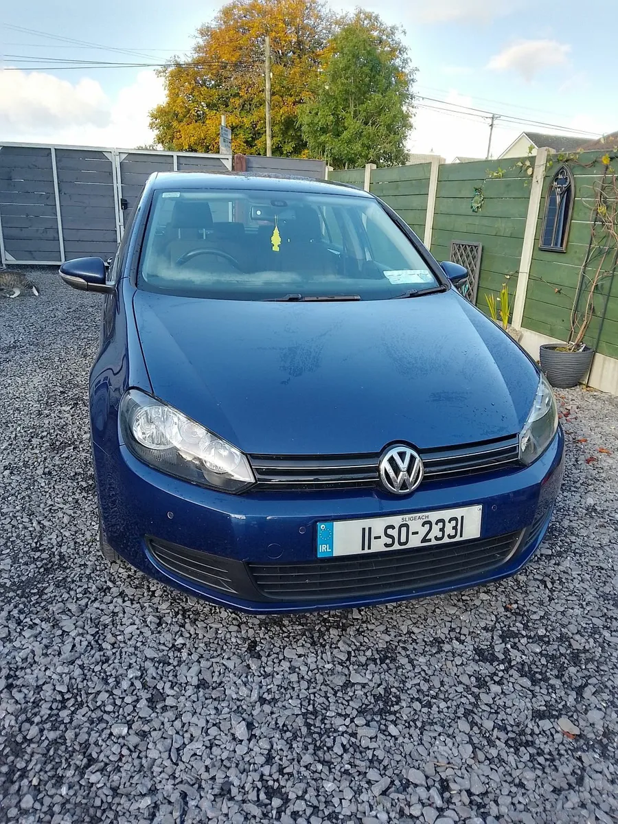 Volkswagen Golf 2011 - Image 1