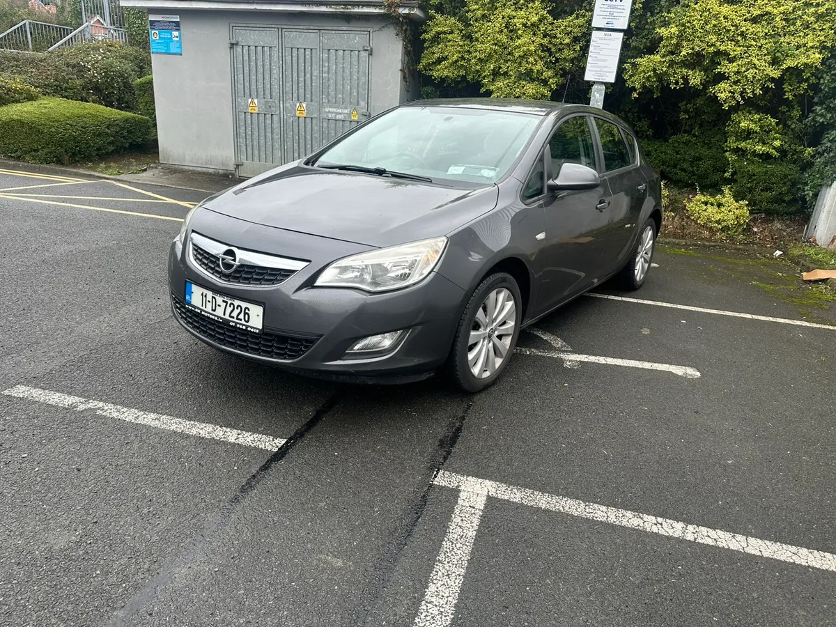 Opel Astra 1.4 5 Door Hatch Back 2011 - Image 4