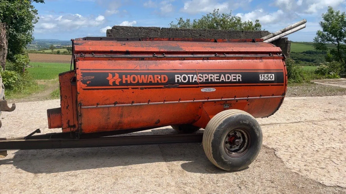 Dung spreader - Image 1