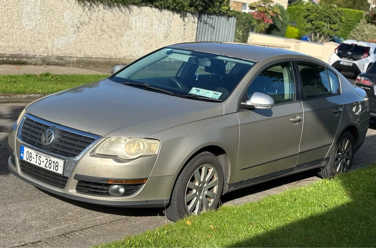 Volkswagen Passat - Image 4