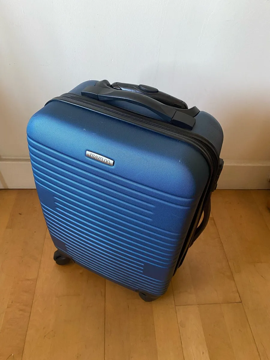 Cabin Luggage - Image 2