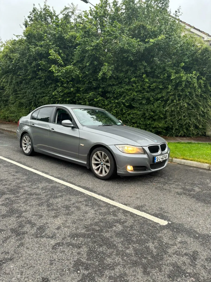 BMW 320D - Image 1