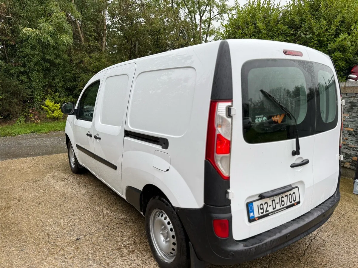 2019 (192) Renault kangoo Lwb Doe&tax - Image 3