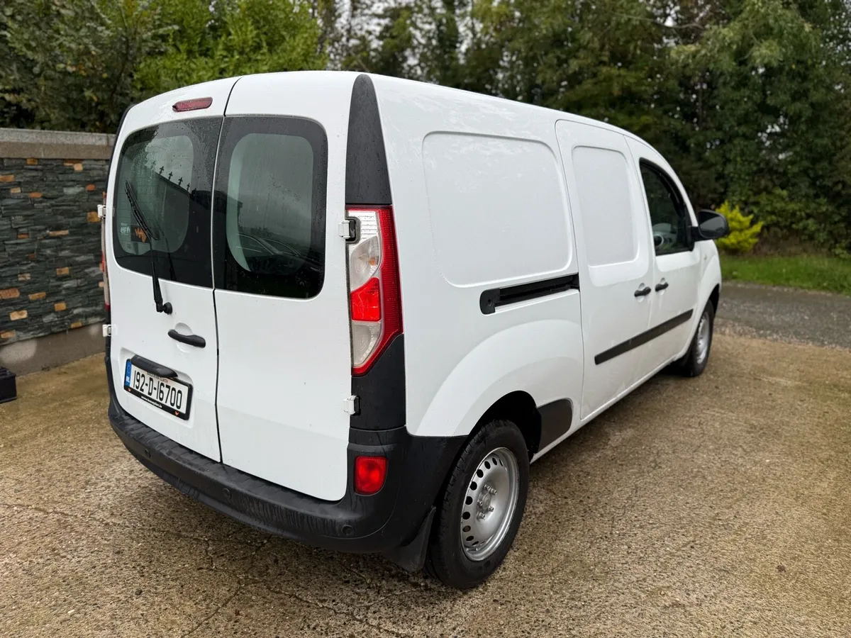 2019 (192) Renault kangoo Lwb Doe&tax - Image 4