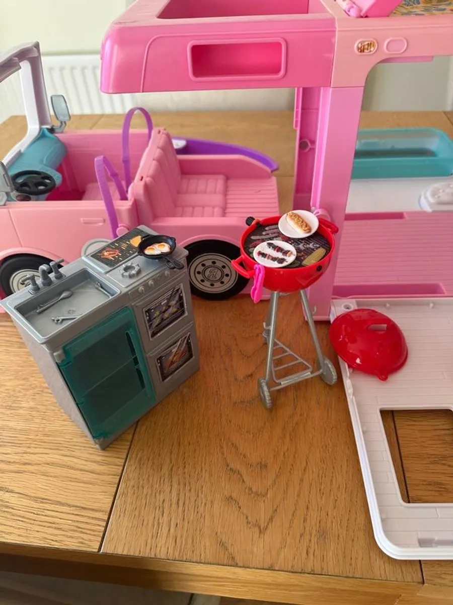Barbie Camper Van - Image 4