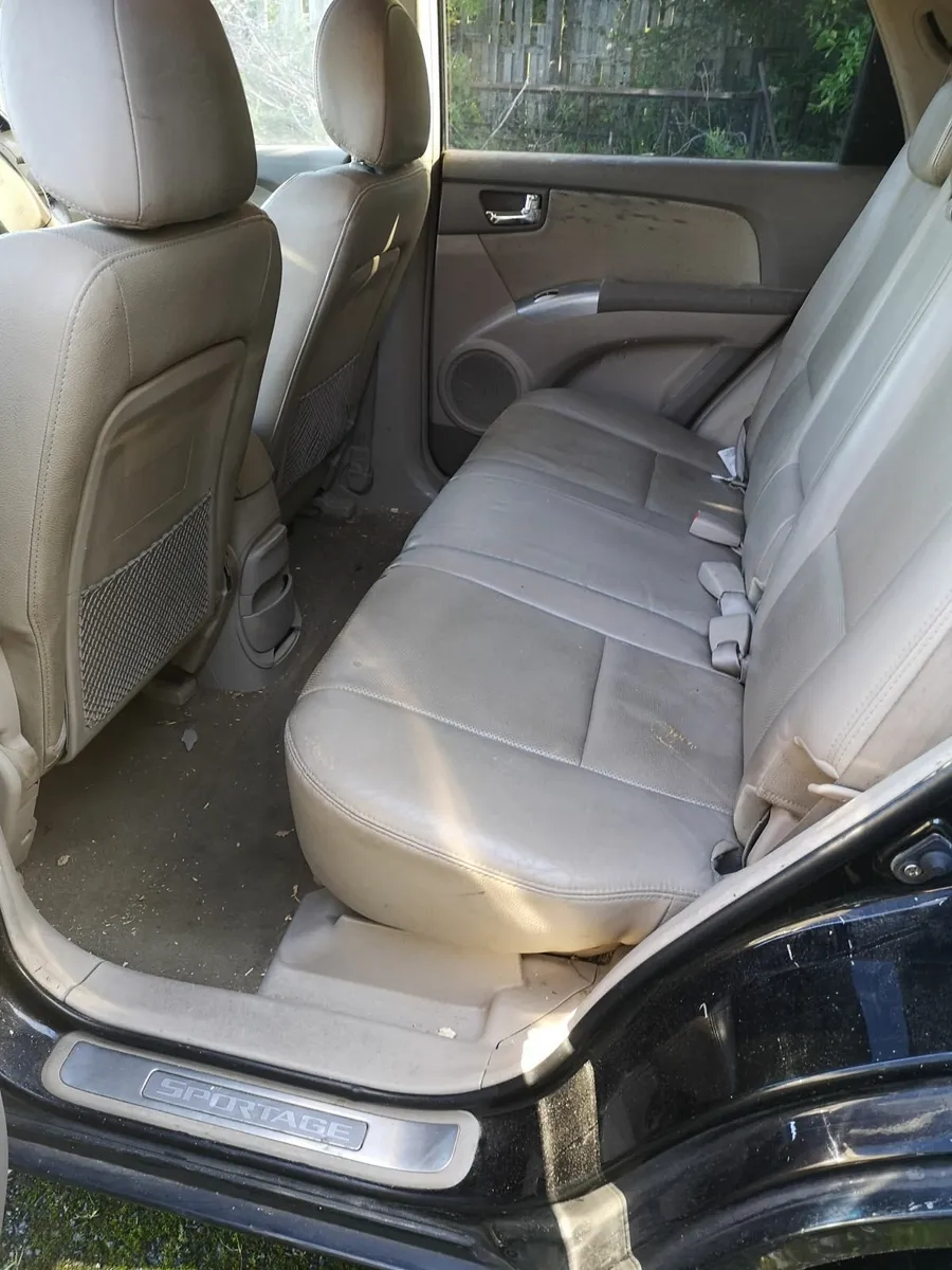 Kia Sportage 2006 - Image 2