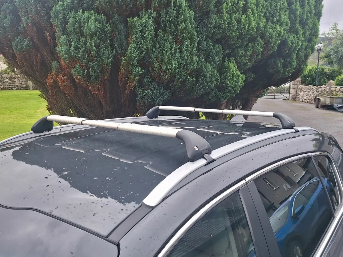 Kia Sportage Roof Rails - Image 1