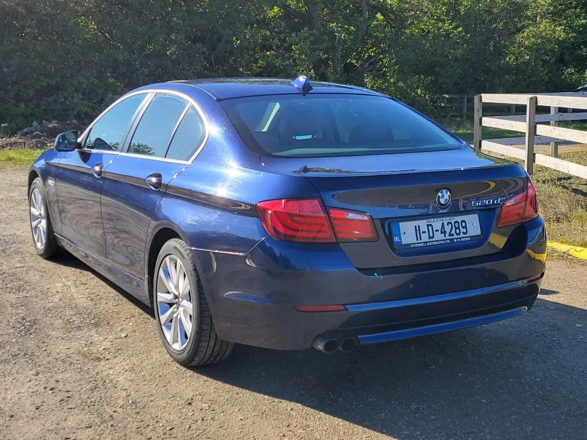 Car - Image 3