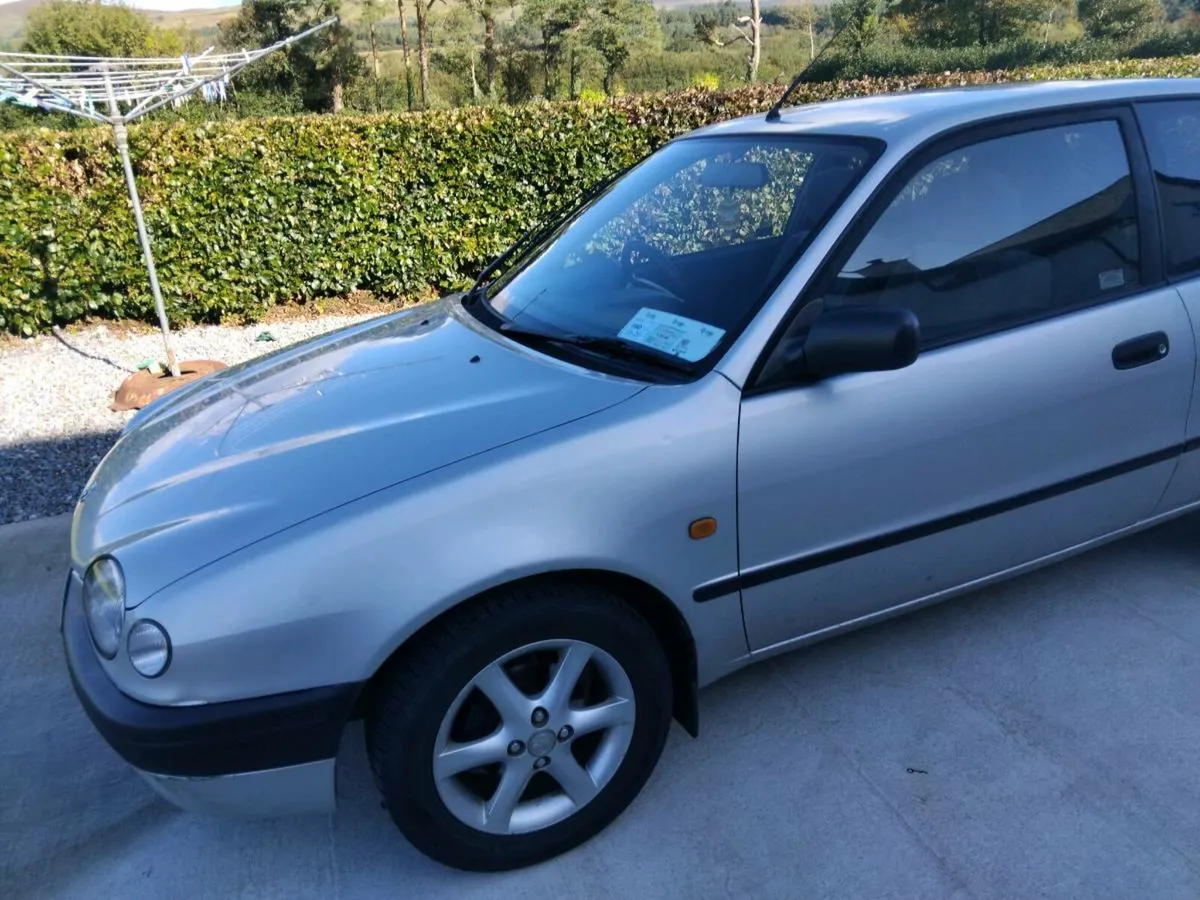 Toyota corolla hatchback se 1999 3 door - Image 2
