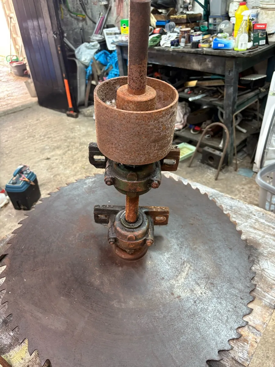 Tractor Circular Saw - Image 1