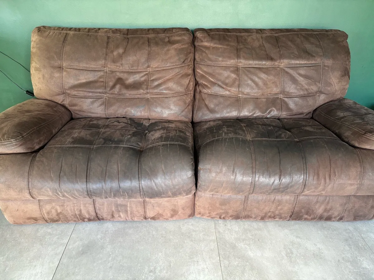 Recliner sofa - Image 1