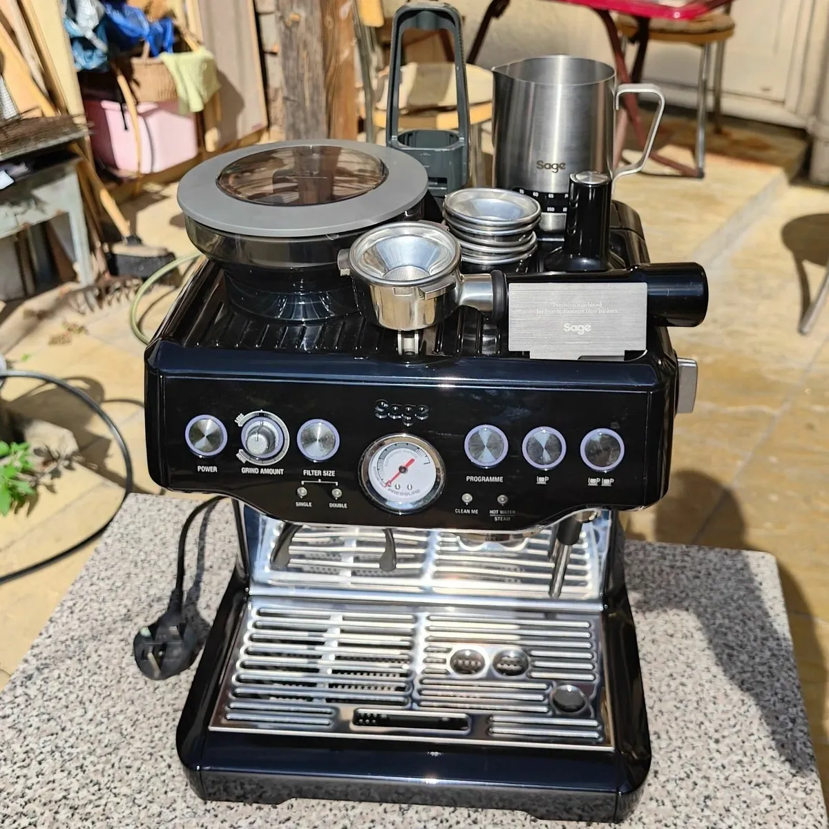 SAGE the Barista Express Coffee Machine - Image 3