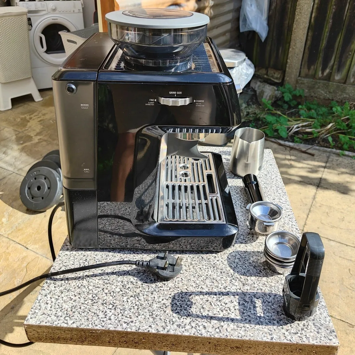 SAGE the Barista Express Coffee Machine - Image 4